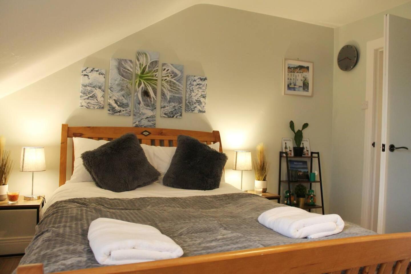 4 Bed Boutique House Lisburn Road * Belfast